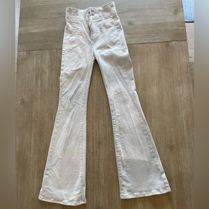 Jayde Flare Jeans in the color Grey